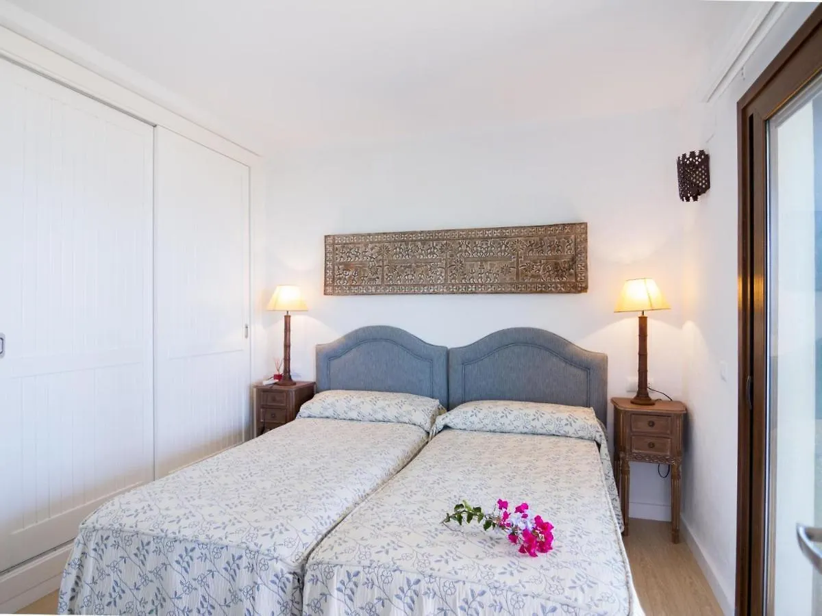 Ref 8 Cabo Espartel Захара-де-лос-Атунес